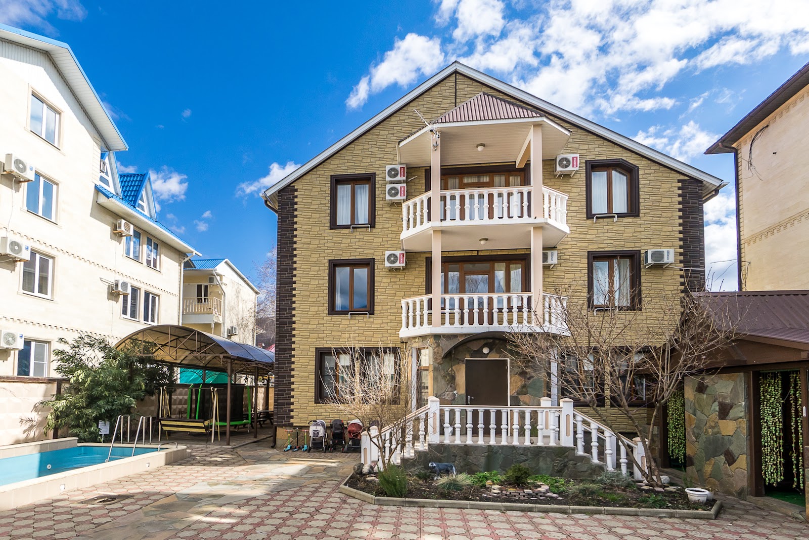 Семейный отель "Берёзка" - photo 2