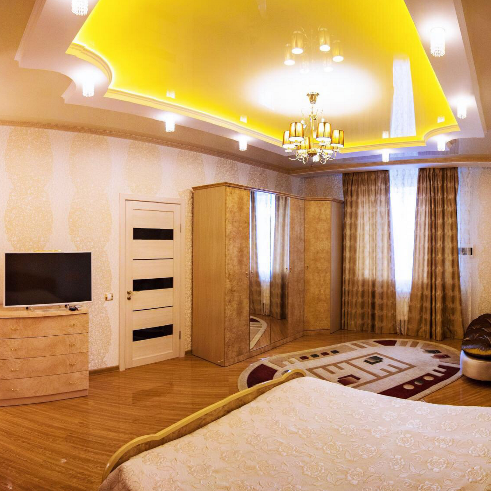 Двухкомнатная квартира - photo 1