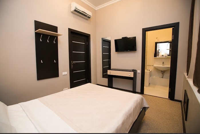 Hanzer Hotel - photo 3