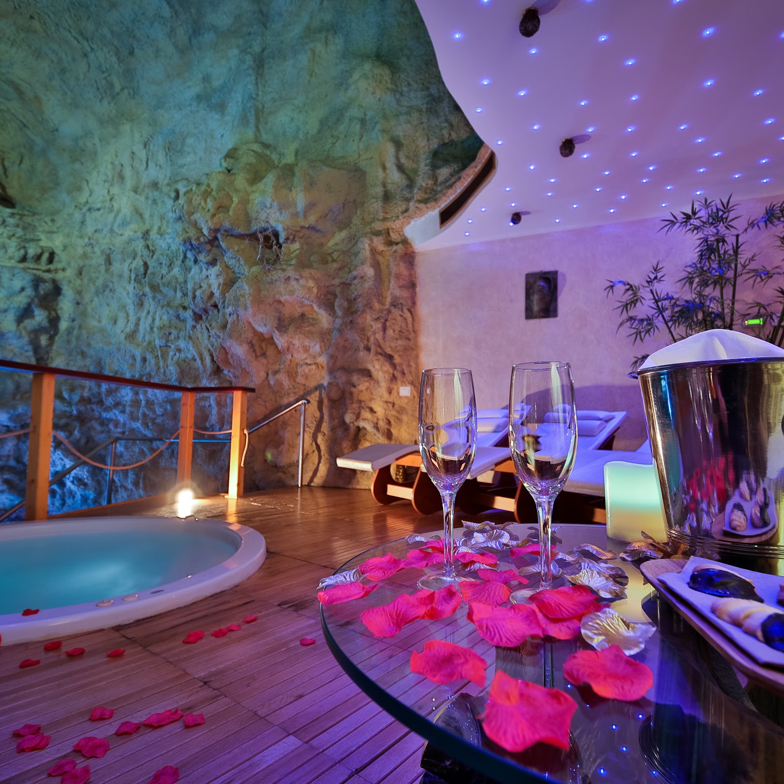 Седьмое небо, гостиничный комплекс - photo 3