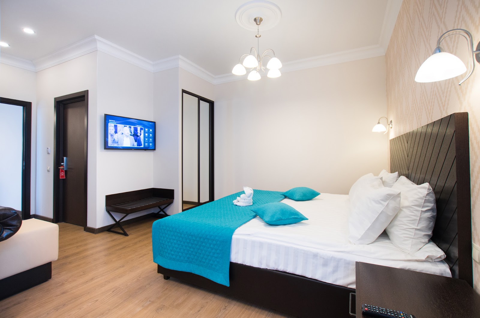 Brown hotel - photo 3