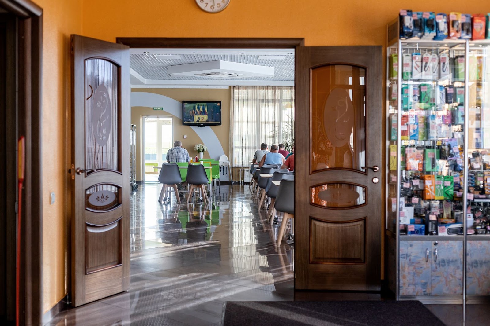 СЛАВЯНКА Отель Кафе - photo 3