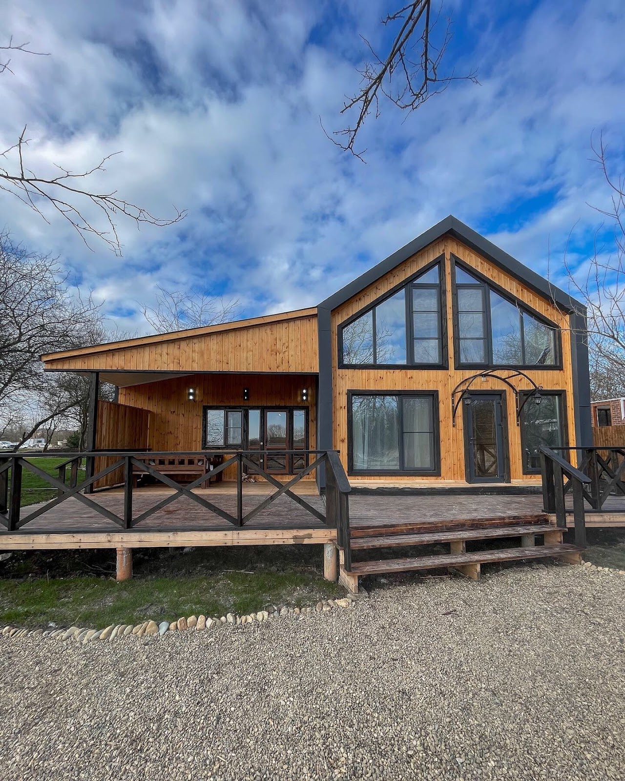 Отель Добрая река