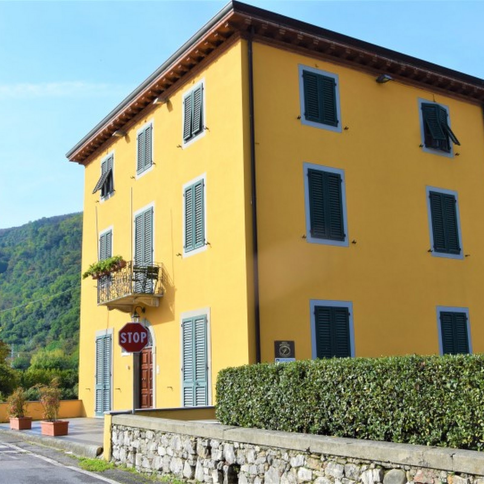 Холидей - photo 5