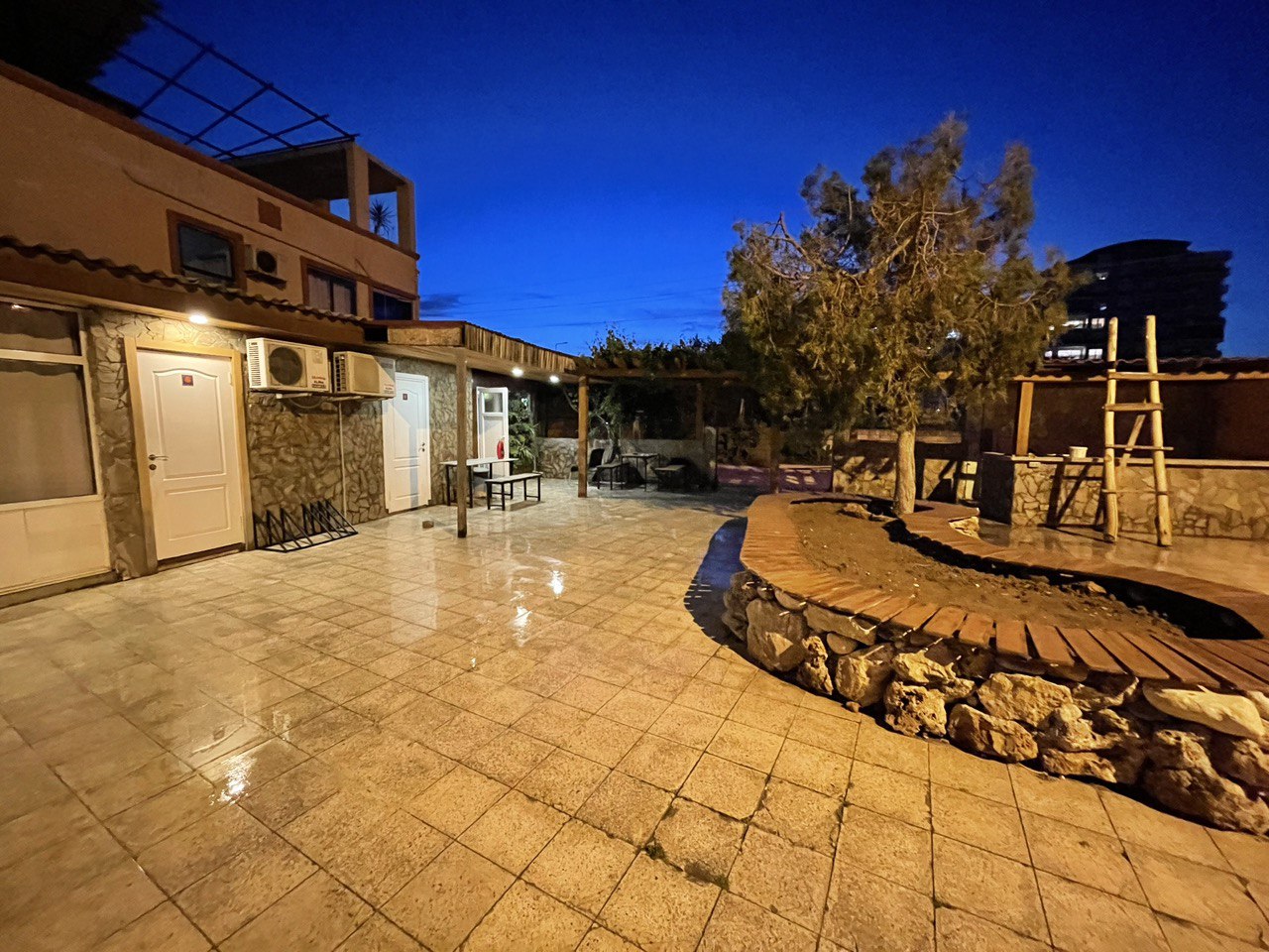 Где Спать Хостел