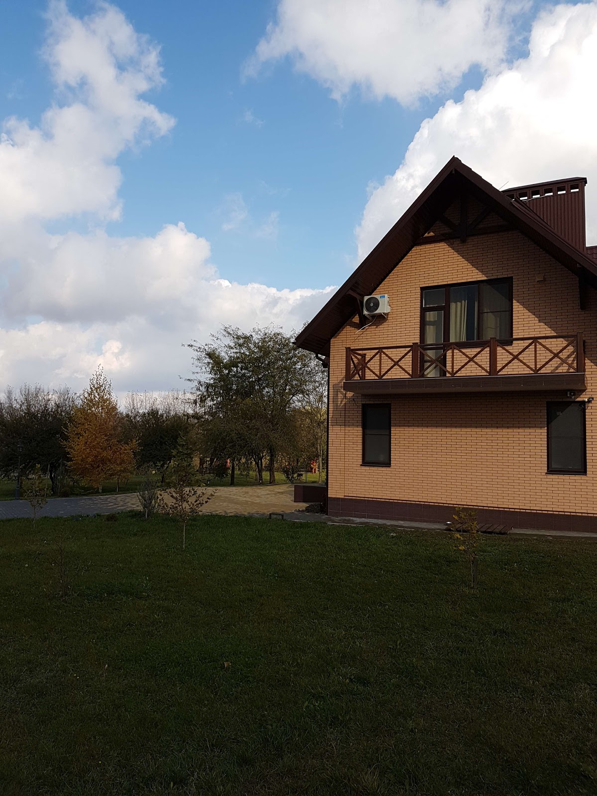 Пикник Club, Бассейн - клуб загородного отдыха.