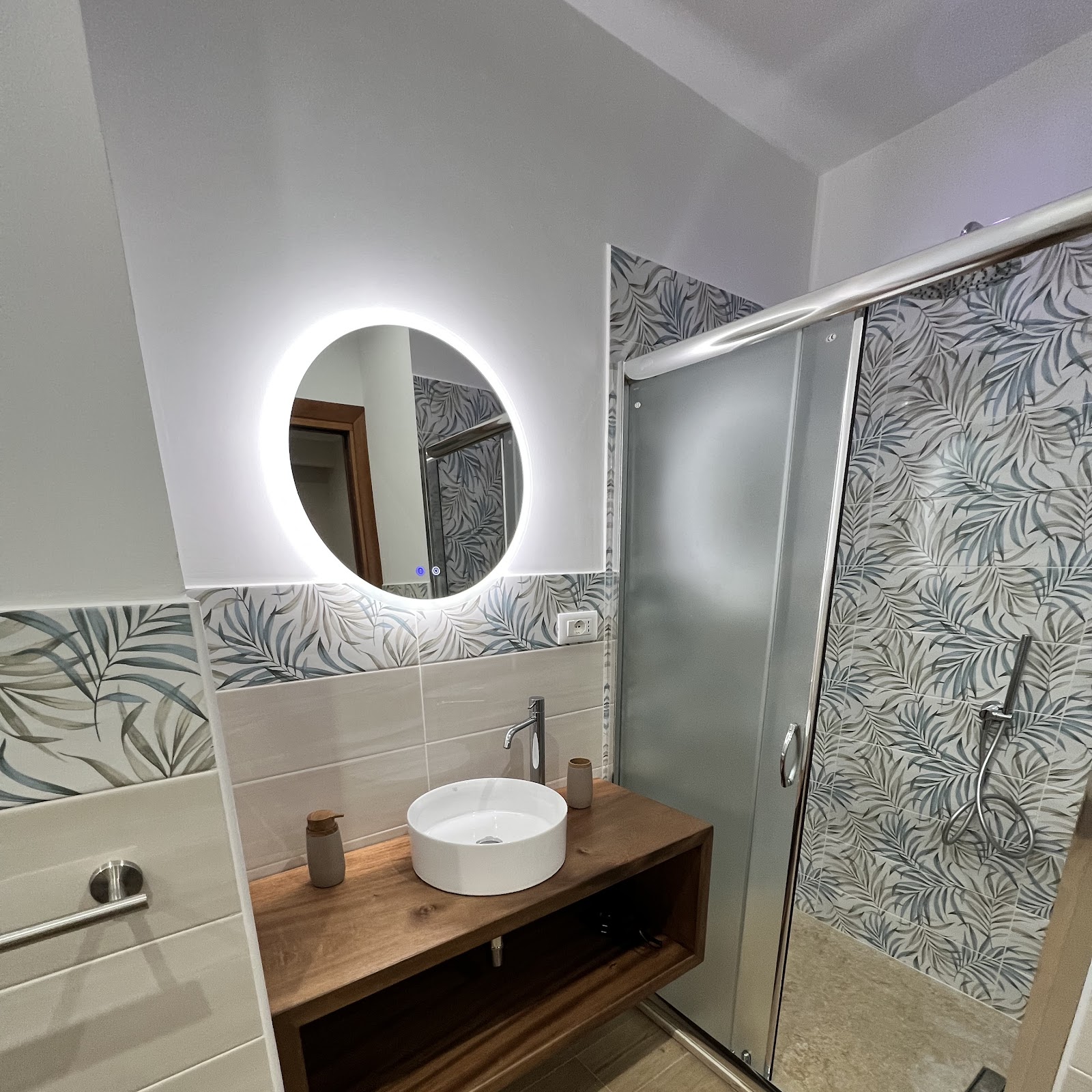 Prince Apartments - photo 5