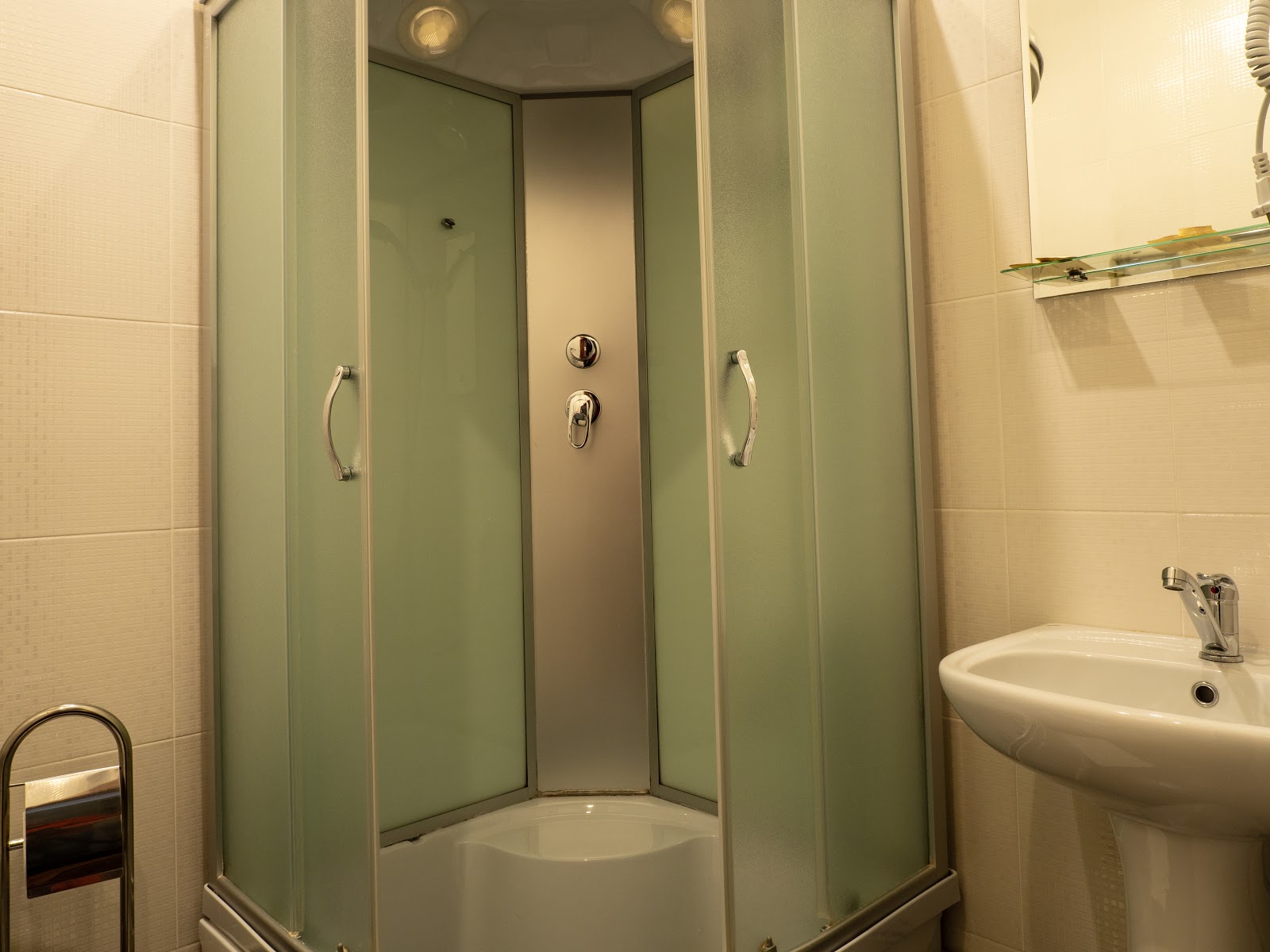 Форсаж, гостиница - photo 5