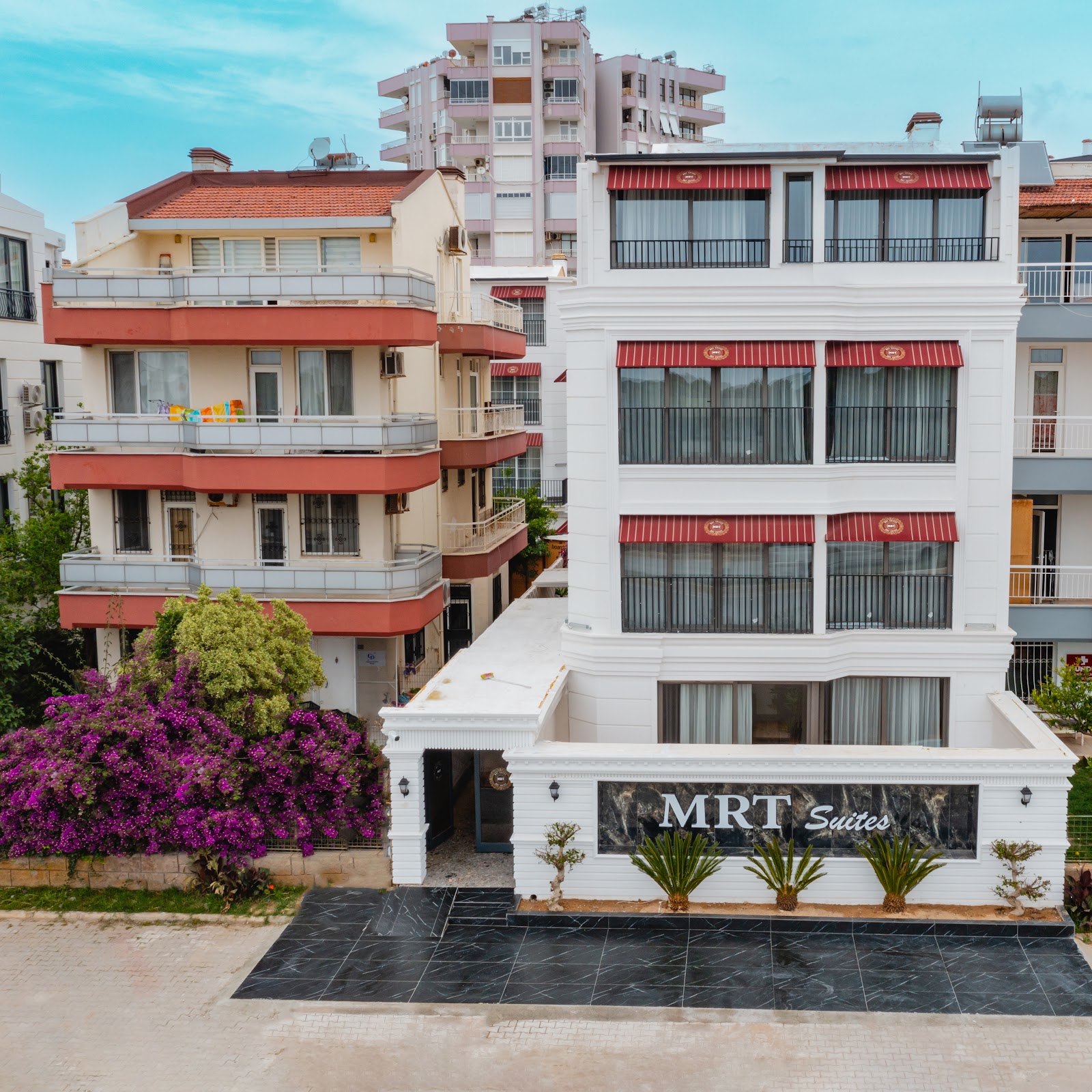 LUXE Rooms - photo 2