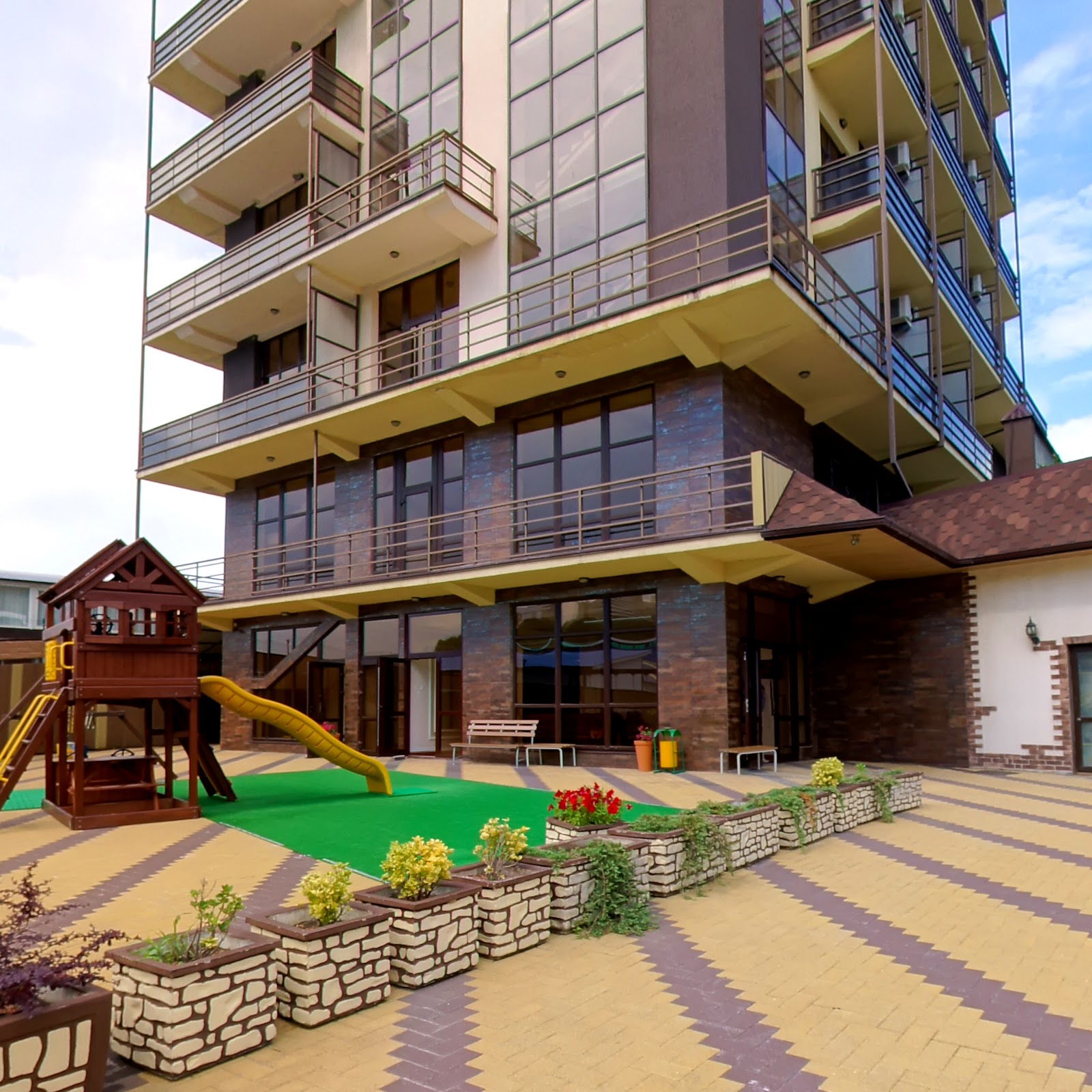 Гостевой Дом "Юг"