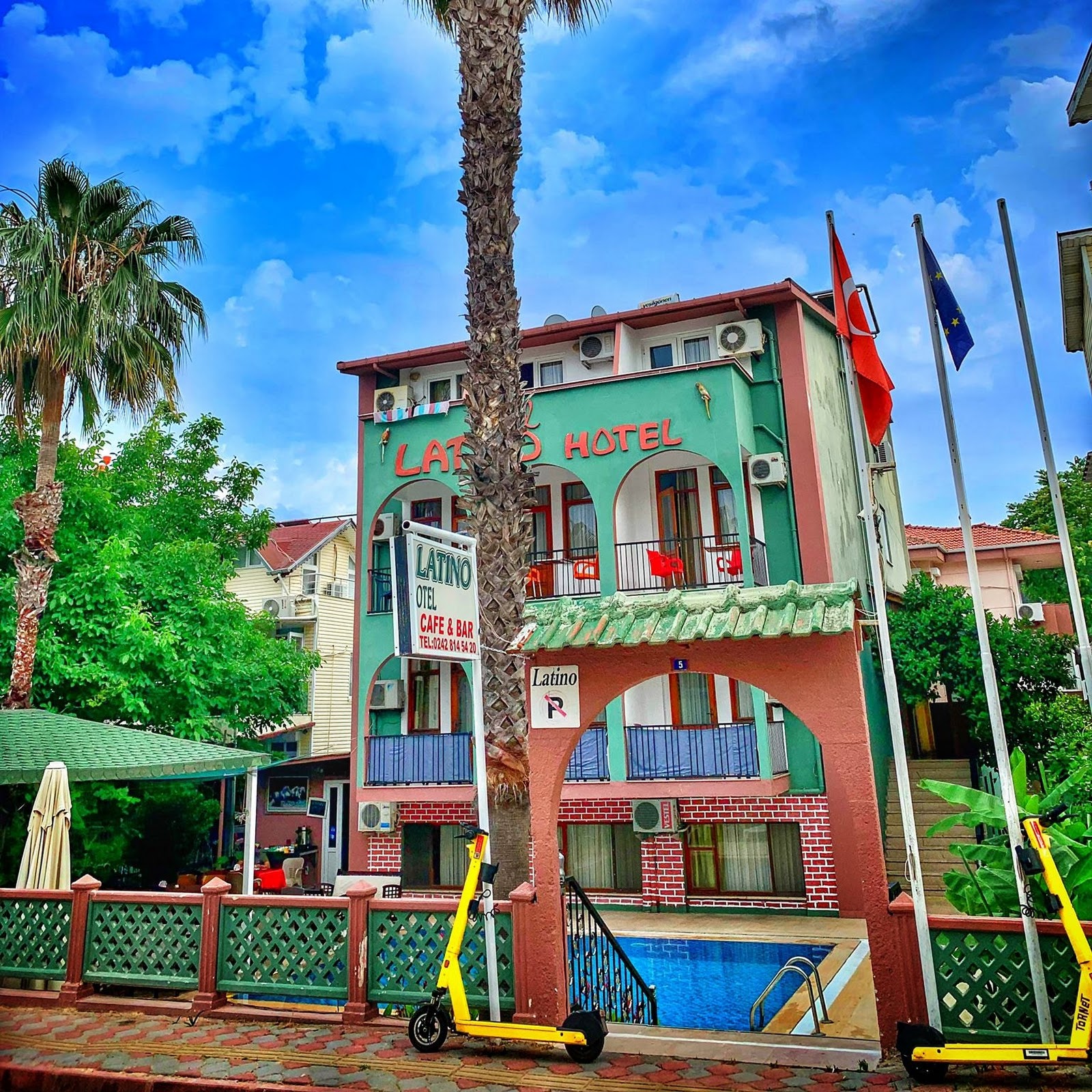 Infinity Hotel - photo 3