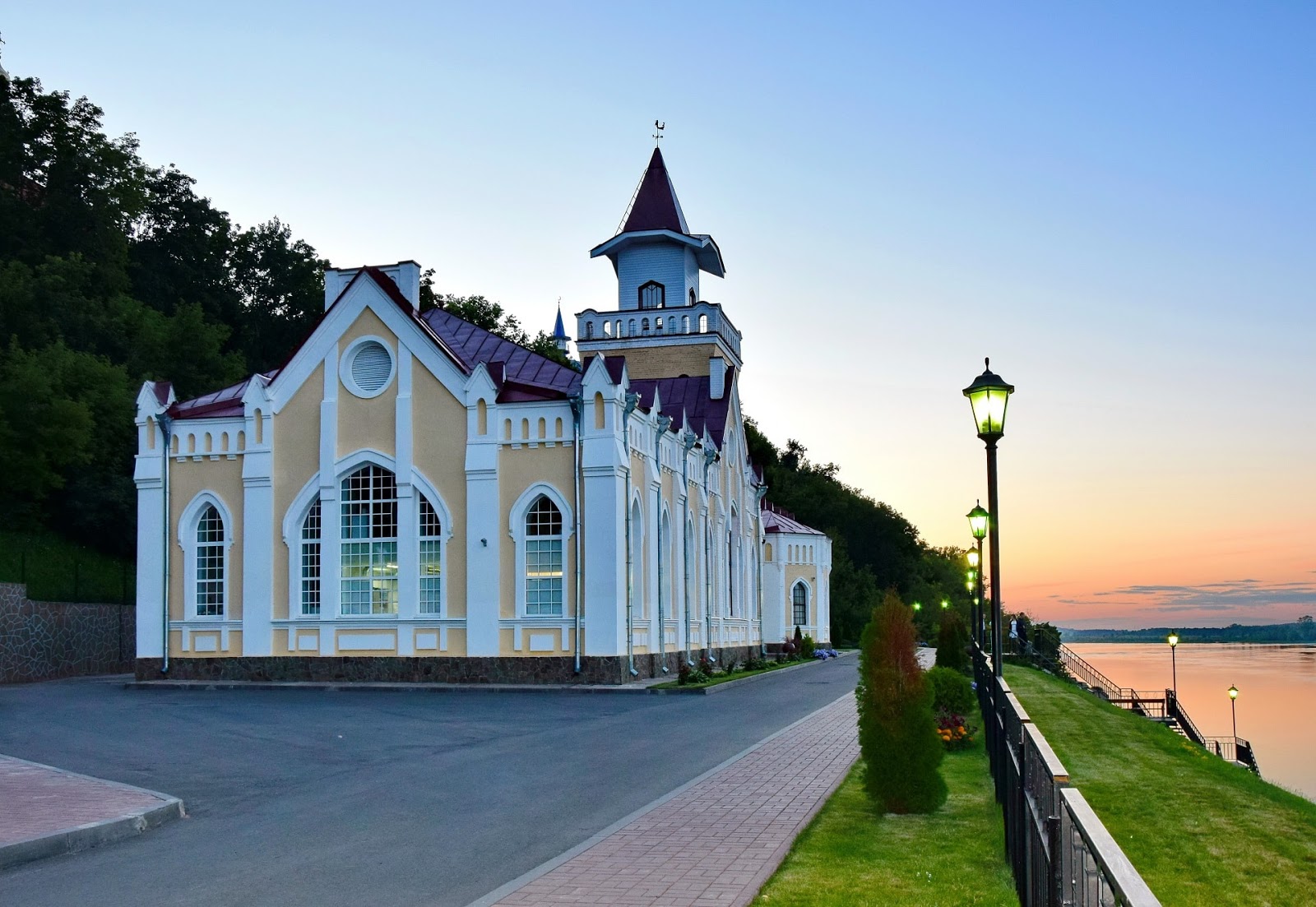 Старая Башня ресторанно-гостиничный комплекс - photo 1