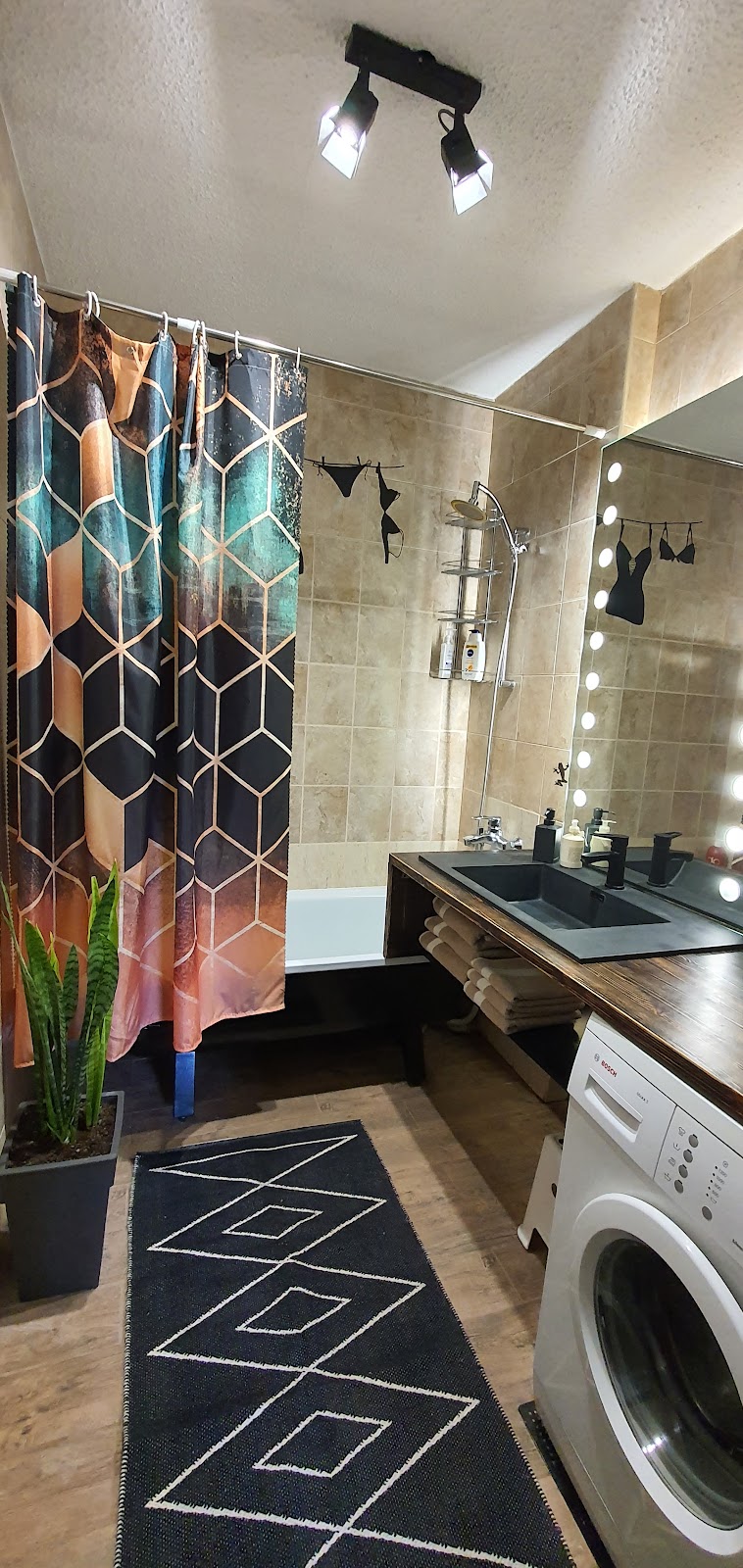 "Like home" (аренда апартаментов)