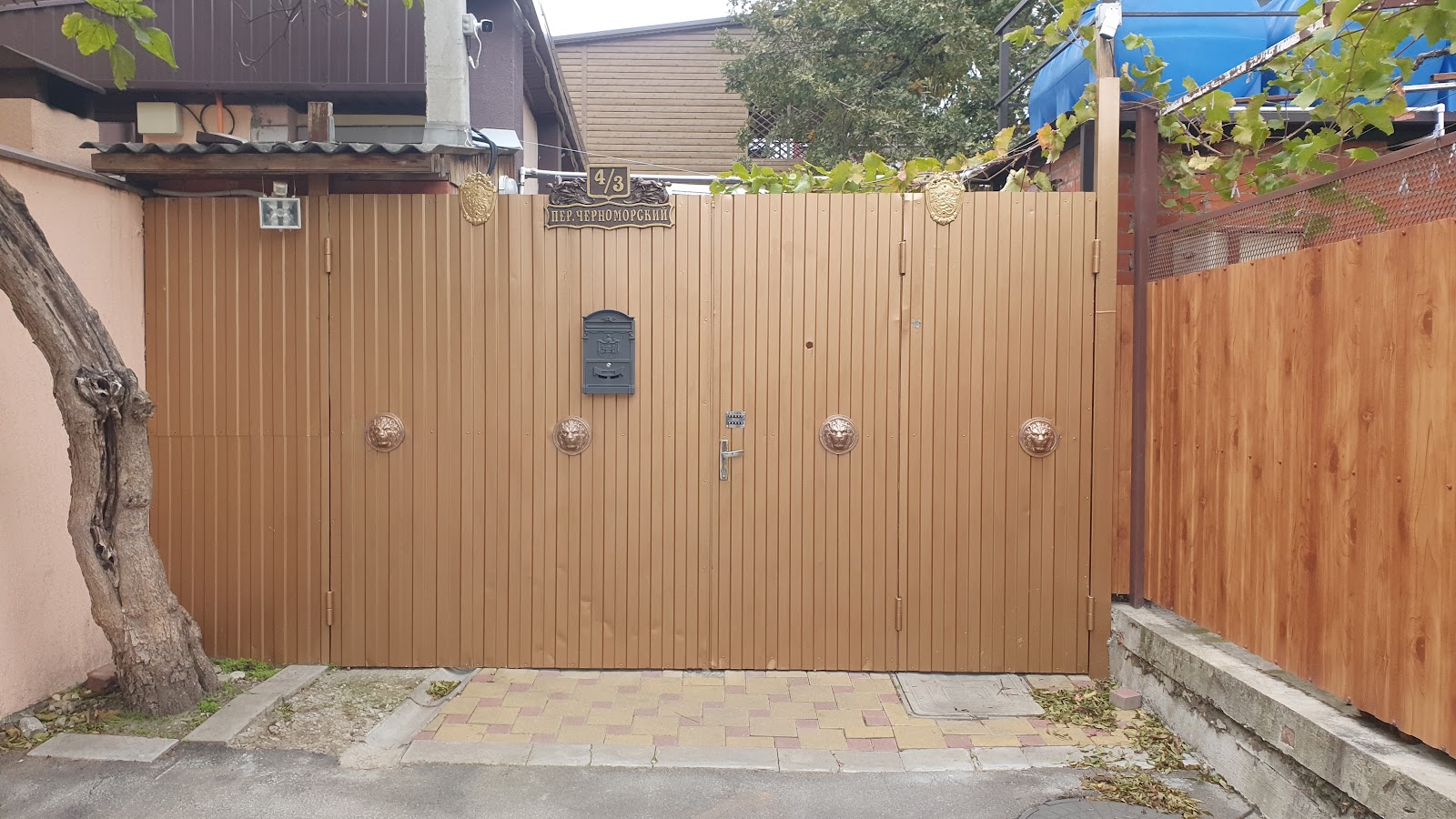 Сосновый двор - photo 3