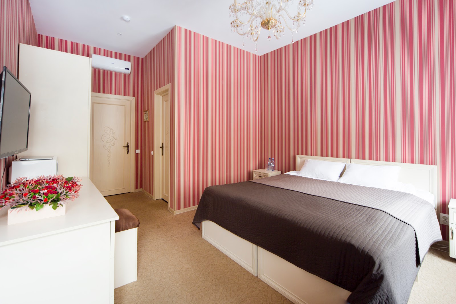 PARK LANE INN / ПАРК ЛЕЙН ИНН - photo 2