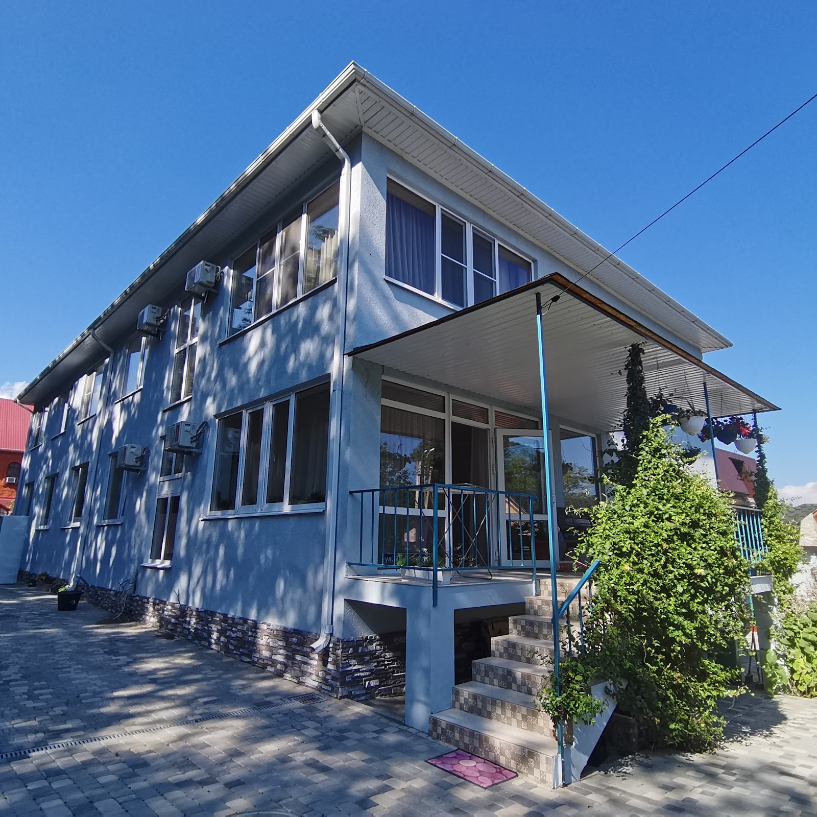 Альтитюд - photo 1