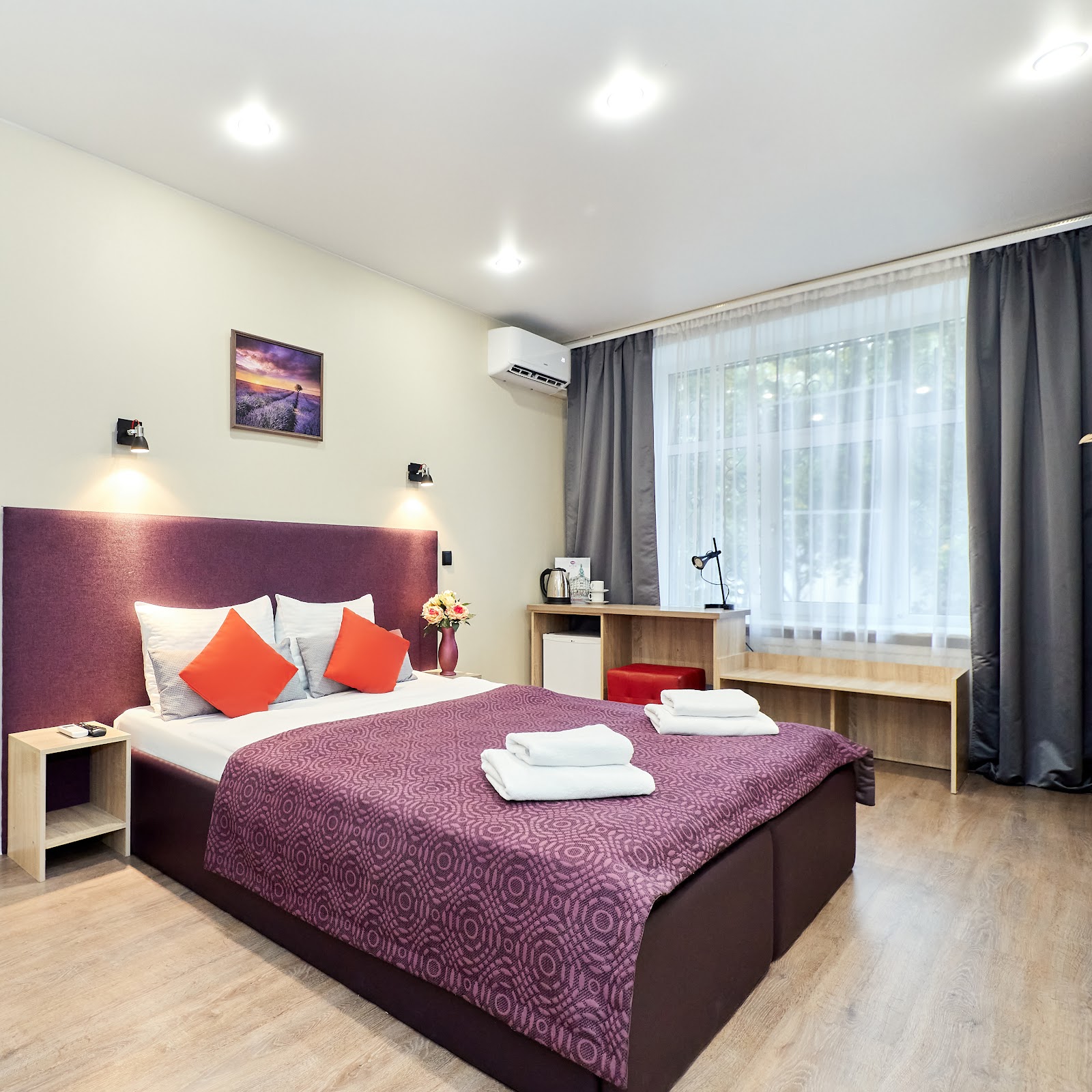 ООО "ОТЕЛЬ ПИТЕР" - photo 1