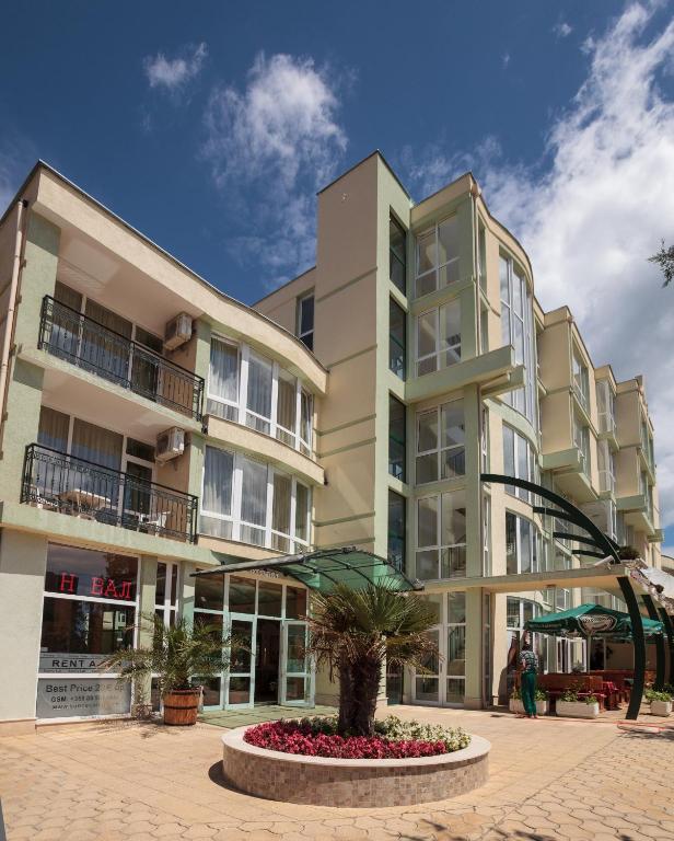 Sunny Day Club Hotel - photo 4