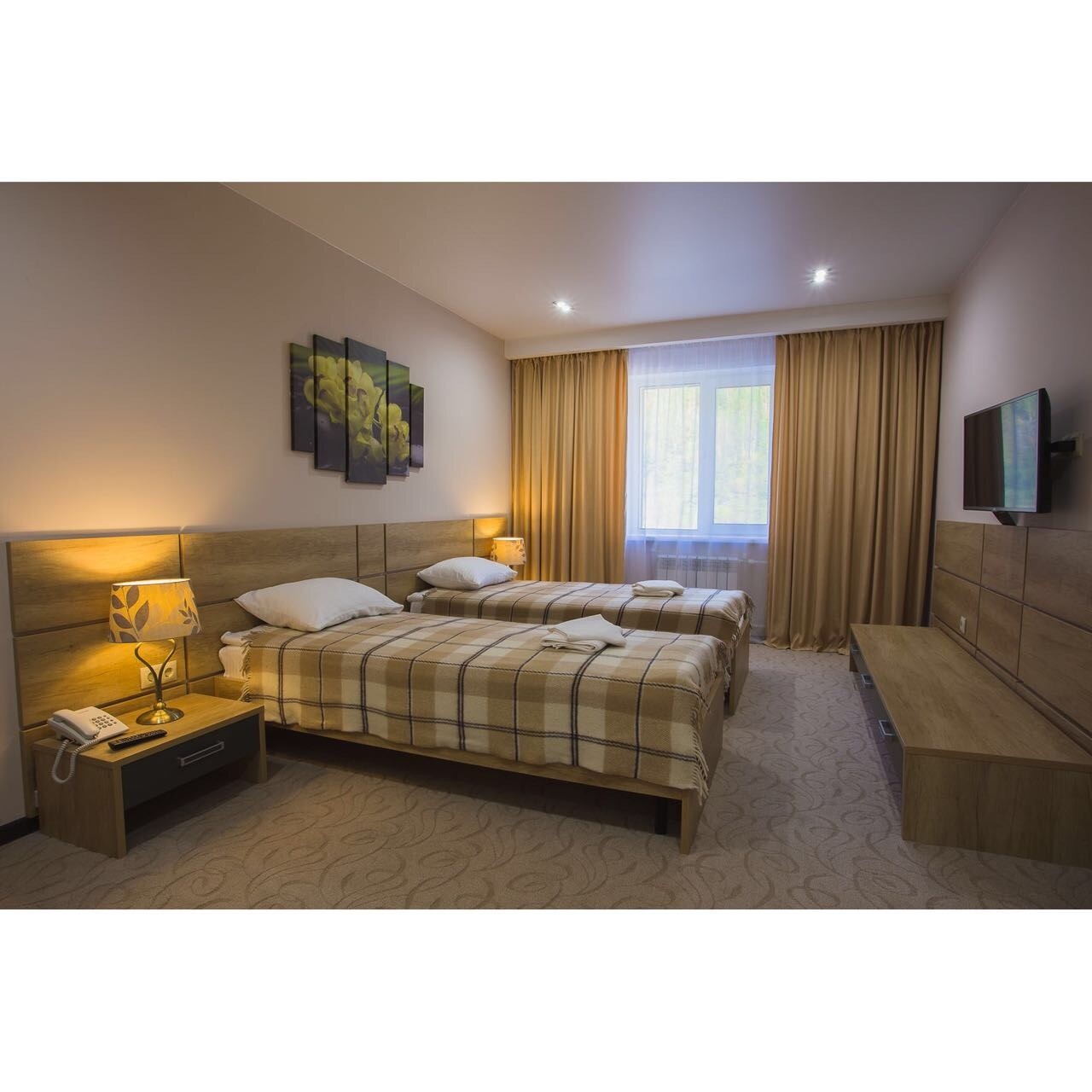 Гостиничный Комплекс Ажур Приисковый