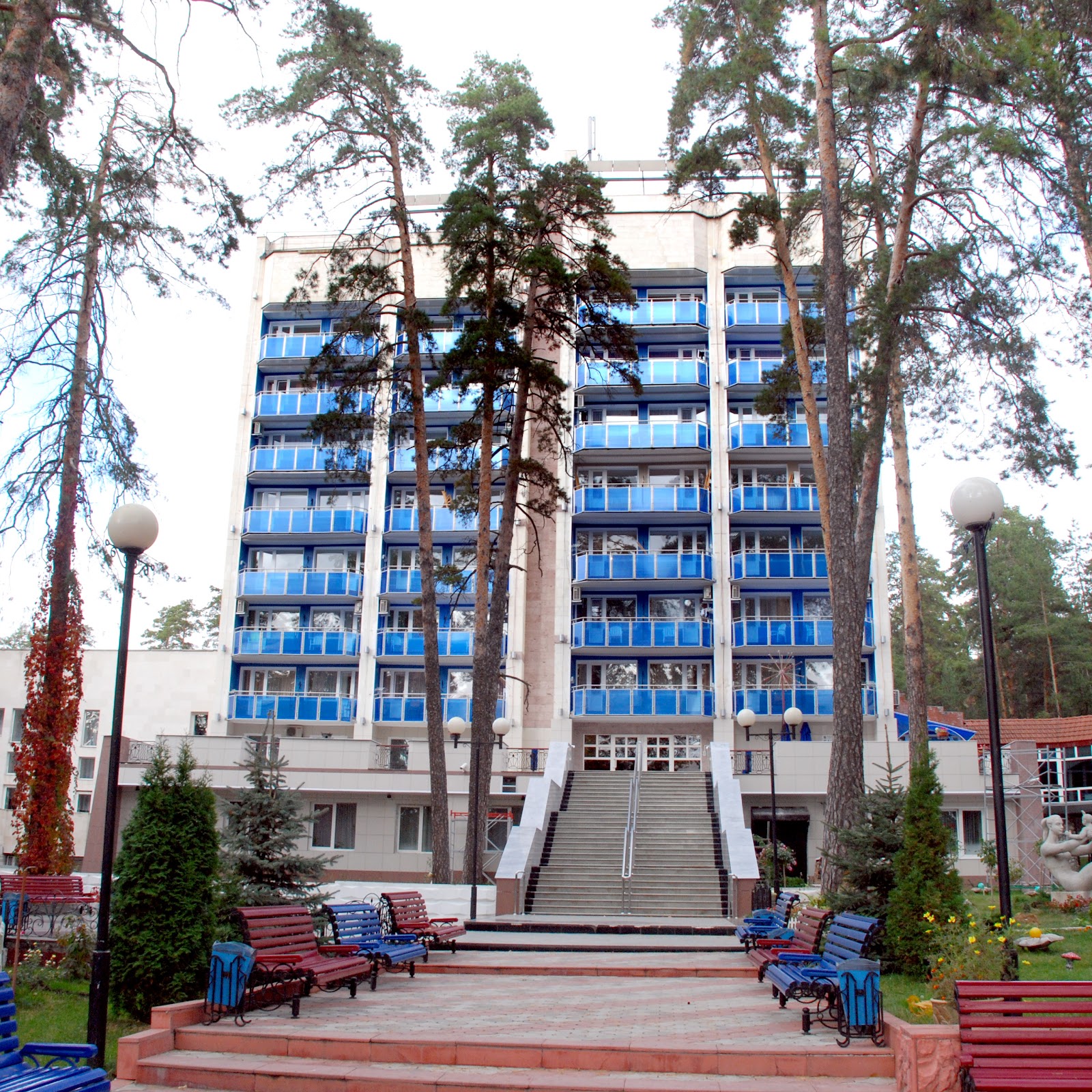 Турбаза "Здоровяк-Звездный", деревянный домик повышенной комфортности №53 - photo 4