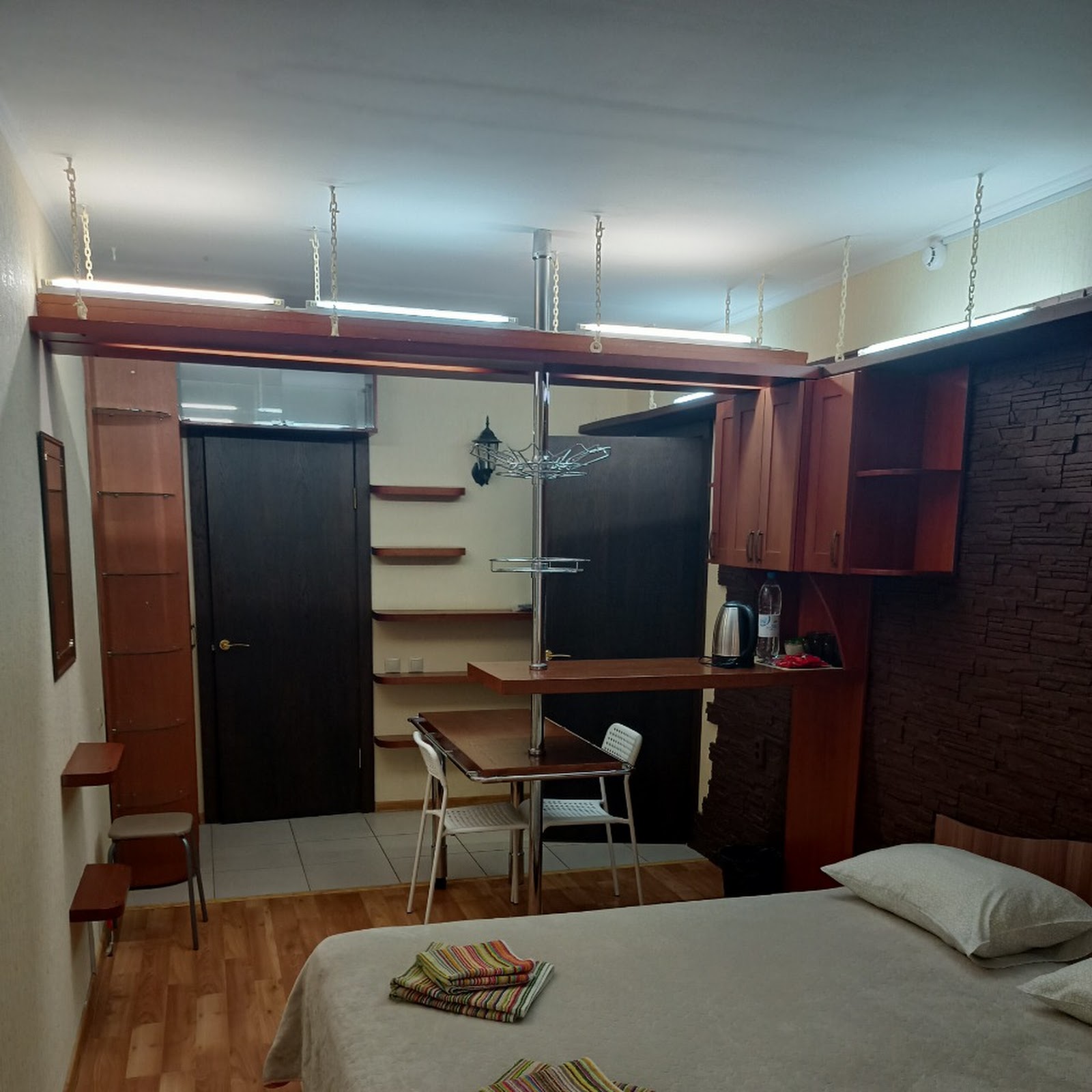 АллиС Холл Хостел - photo 3