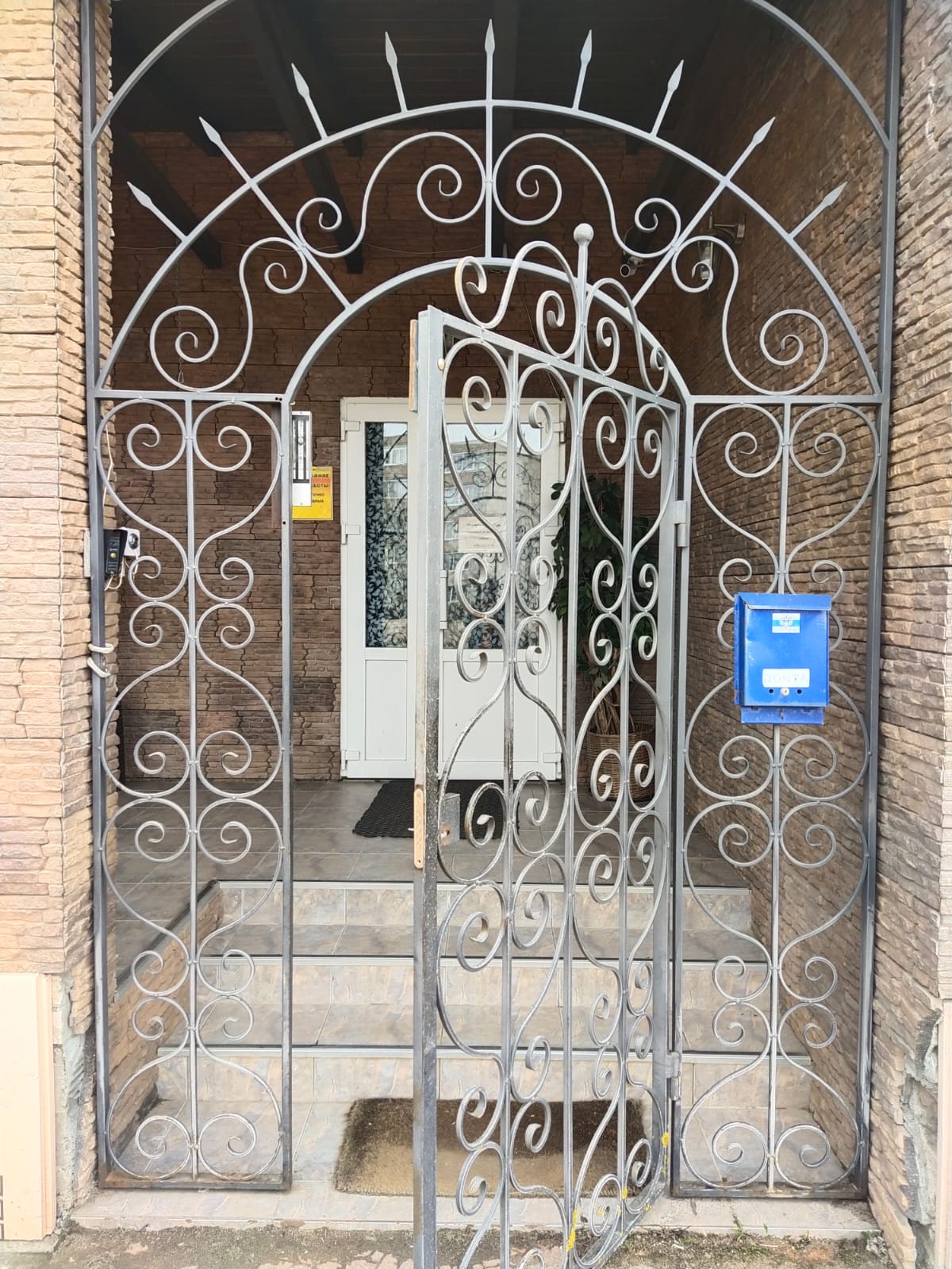 Hotel "Masai mara Valday"