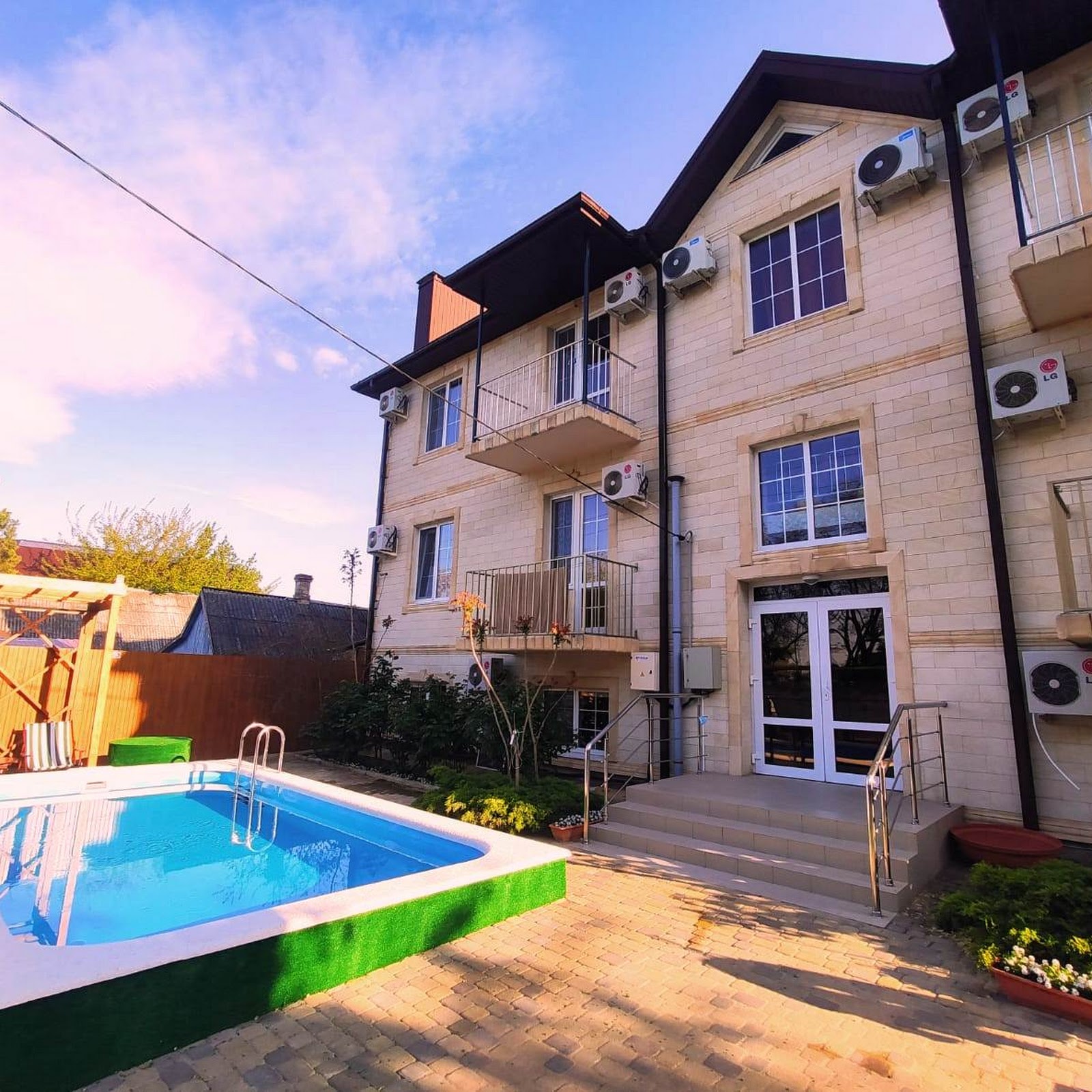 Отель "Премьер" - photo 1