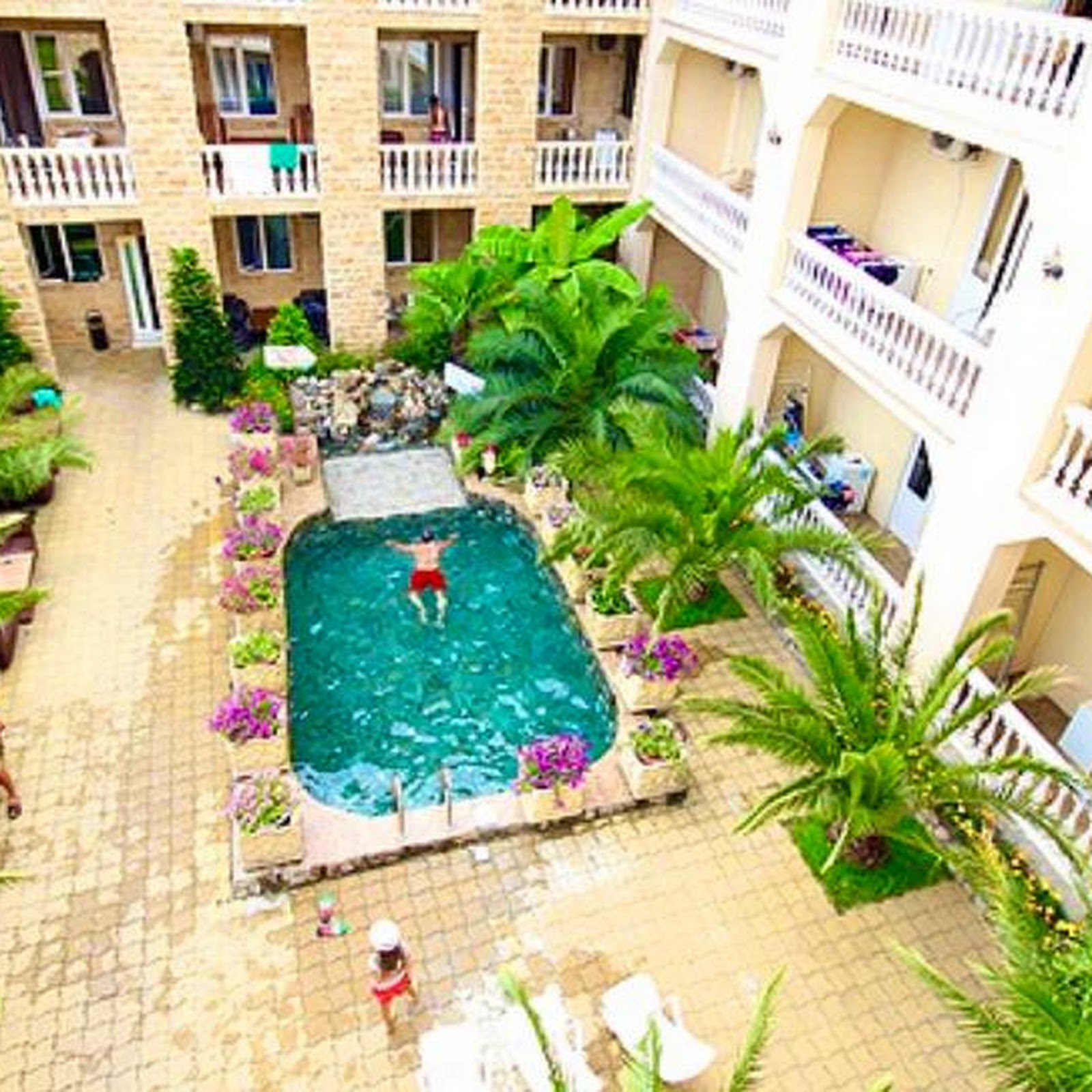 "Семейный отель Мадагаскар" Дагомыс - photo 3