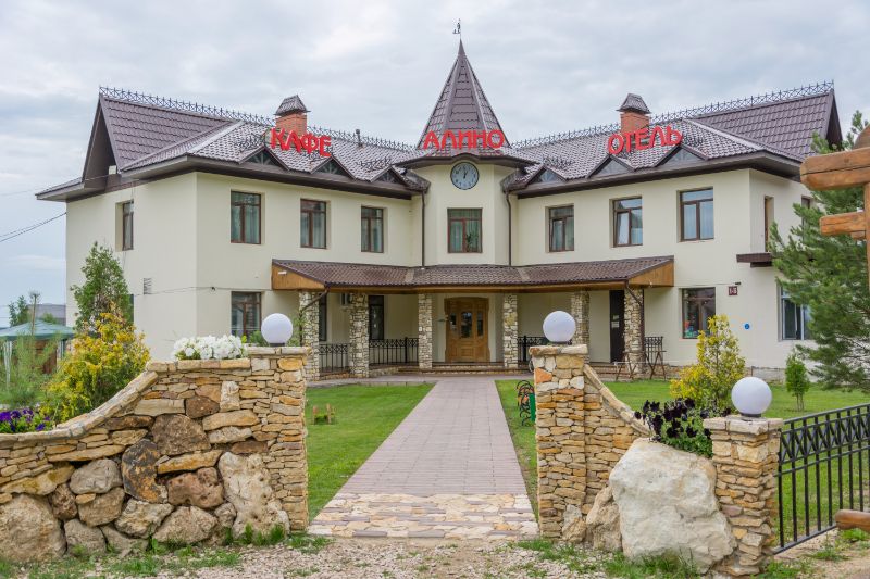 Отель Алино