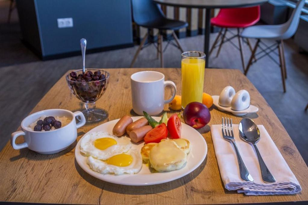 "REST HOME" - Домашний отель - photo 4