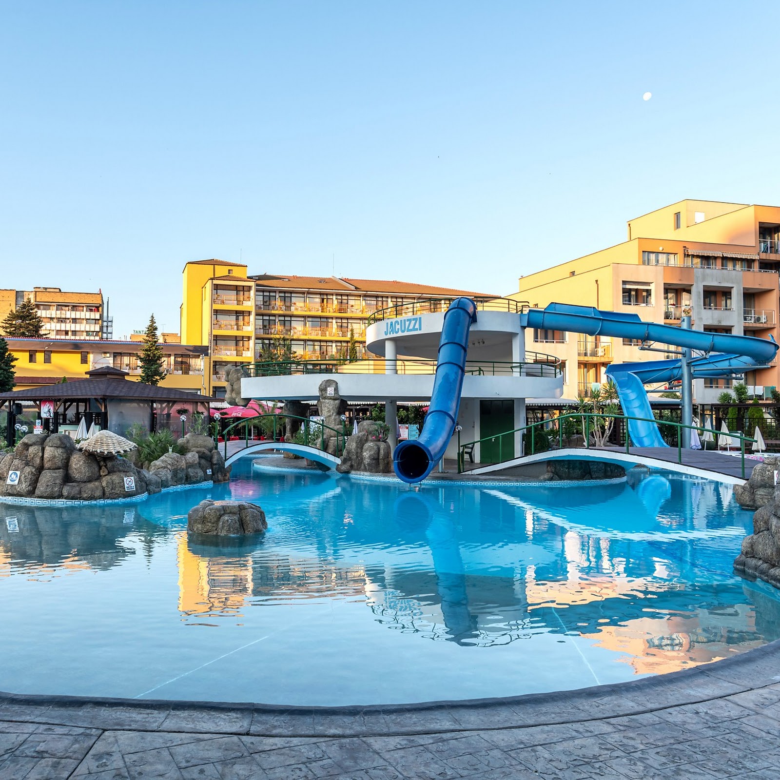 Admiral Plaza Premium Hotel - photo 4