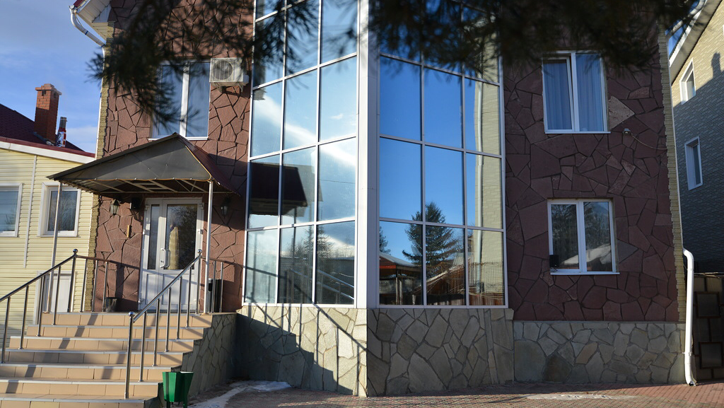 Отель Надежда