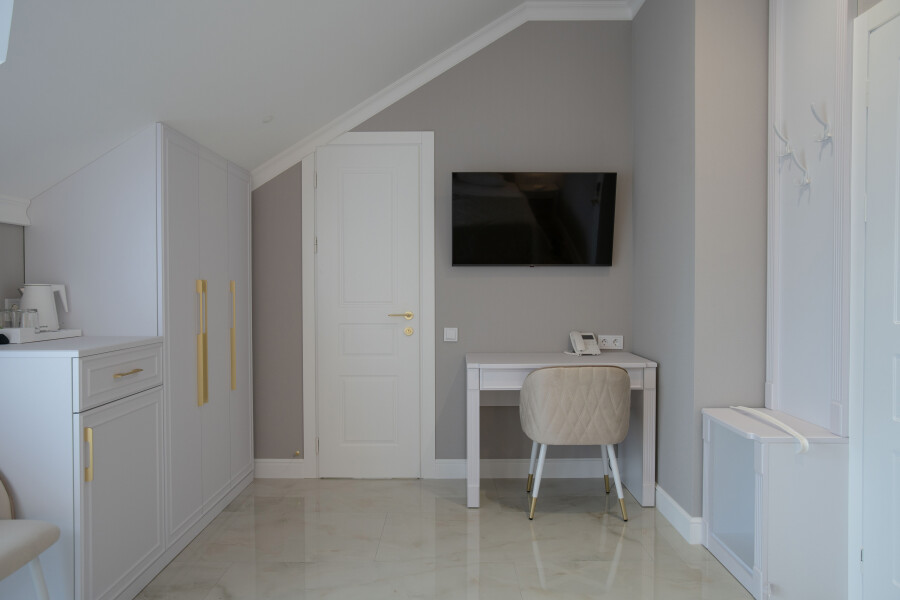 Отель "Monarch" - photo 3