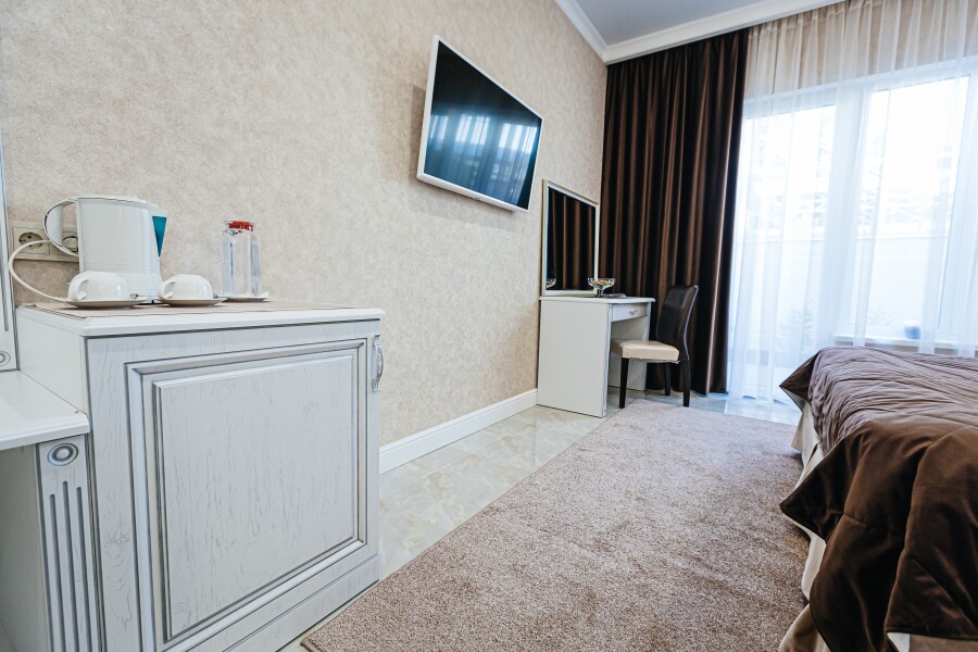 Отель "Monarch" - photo 4