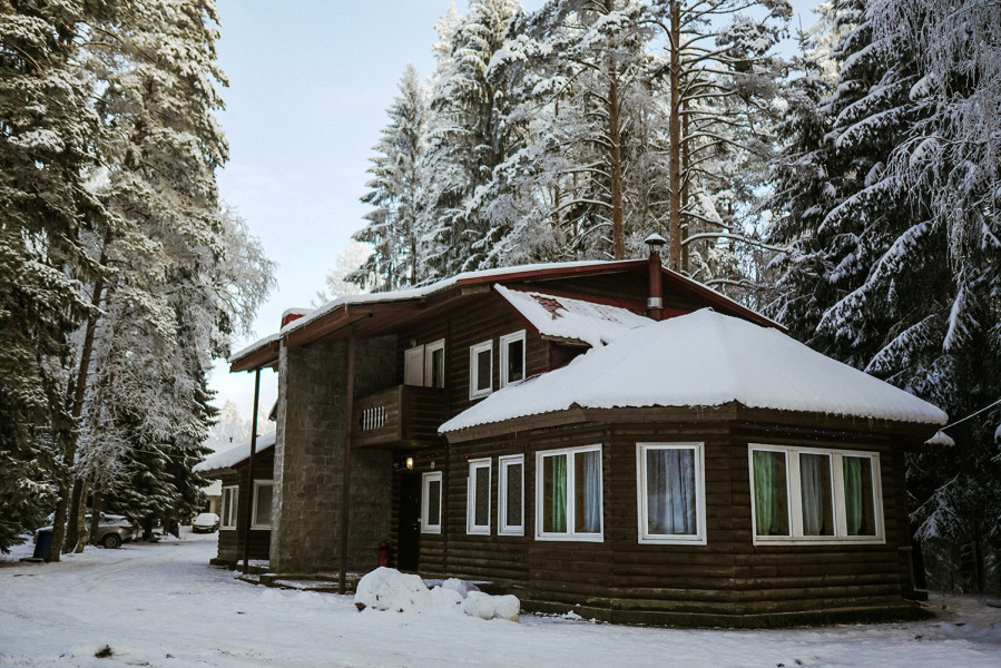 Красное озеро