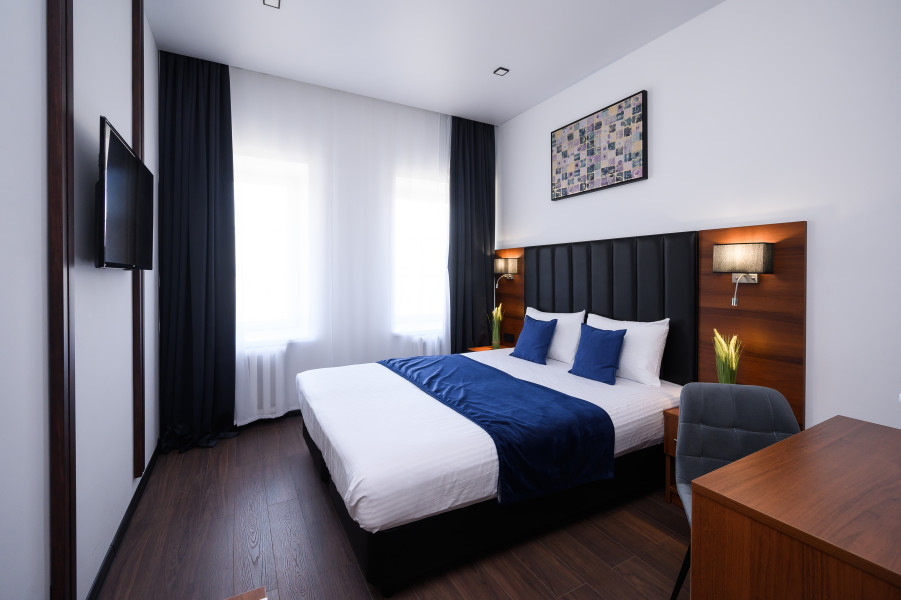 Maxi Hotel - photo 2