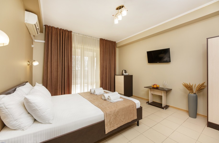 Отель "София" Витязево - photo 1