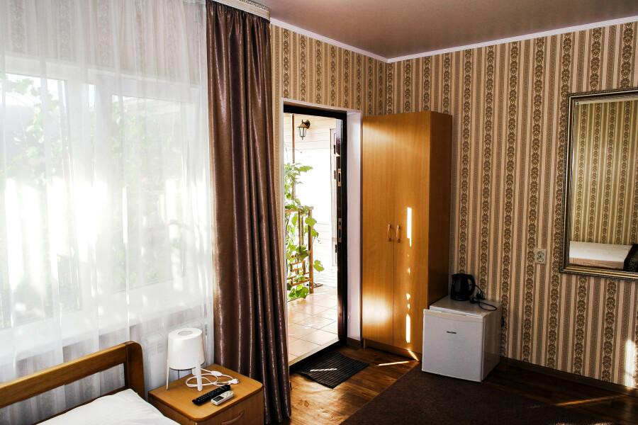 Гостевой дом "Ростовская 9" - photo 1