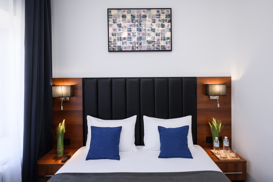 Maxi Hotel - photo 4