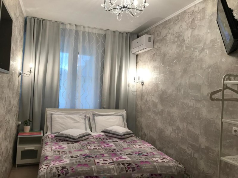 Hotel Crocus Star - photo 4