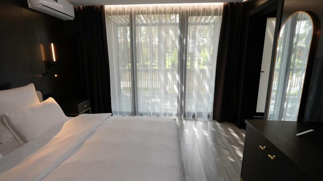 PIONEER HOTEL RESORT - photo 1