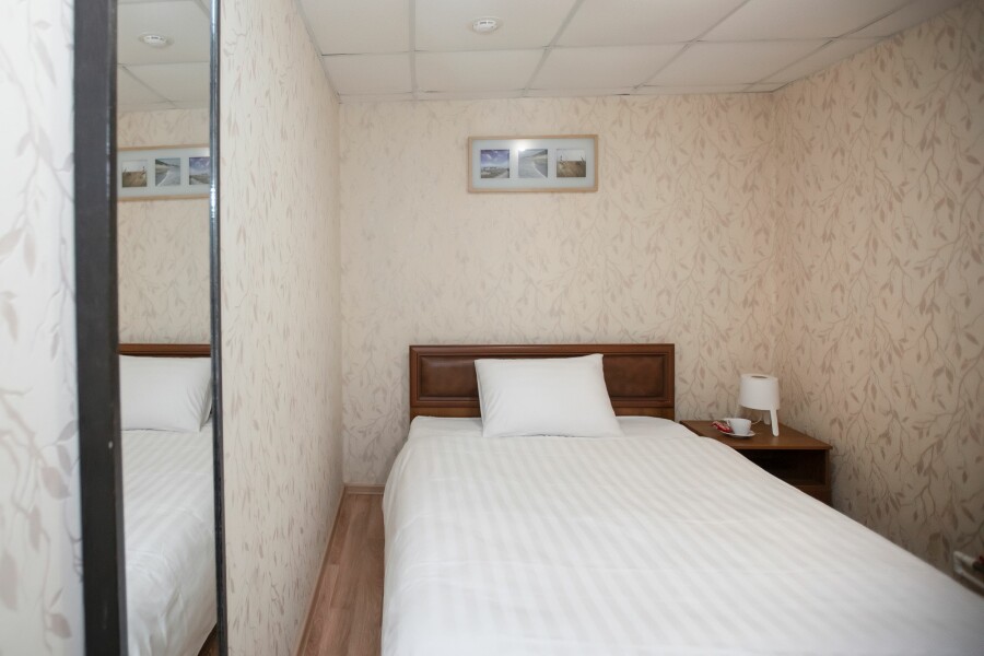 Лайт на Бебеля, Отель ЕКБ - photo 5