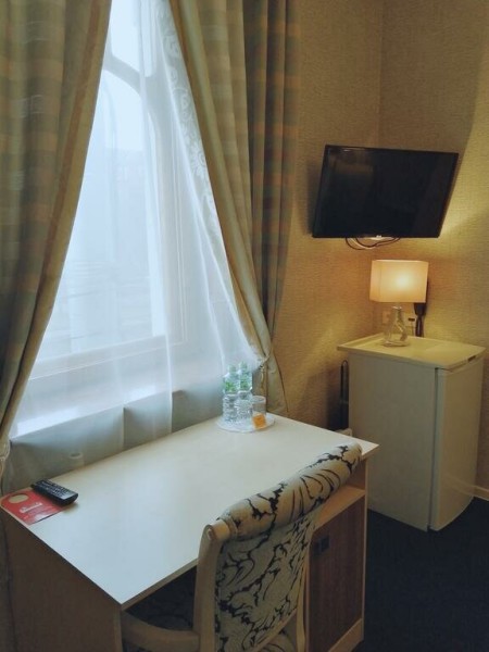 Hotel Circus - photo 4