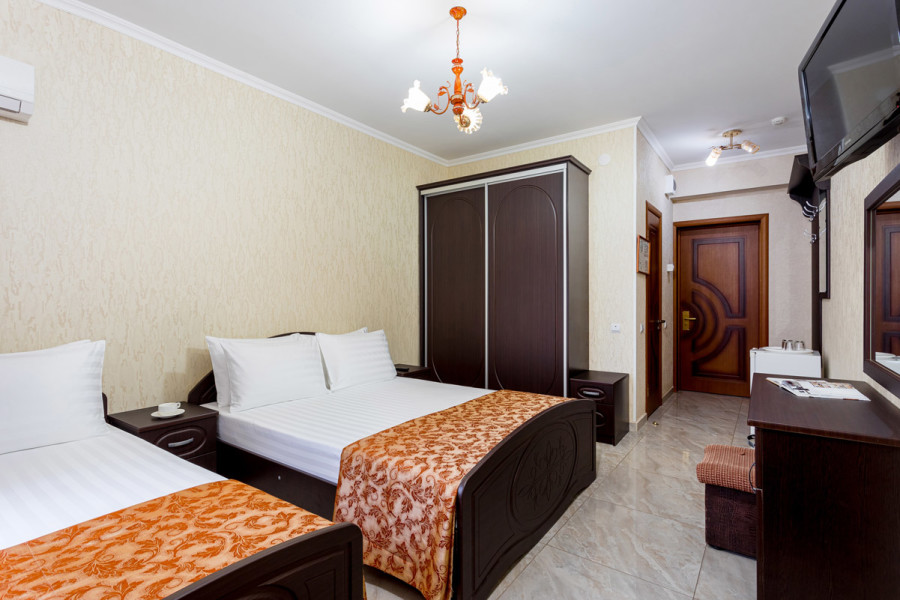 Сократис, Гостиница - photo 1