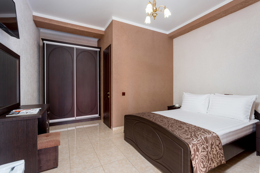 Сократис, Гостиница - photo 2