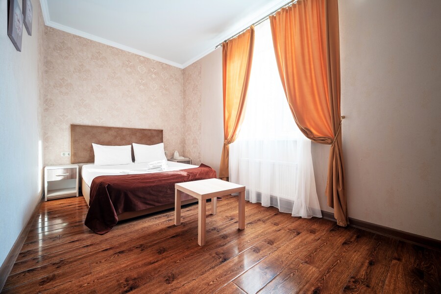 Hotel Mari Inn Cafe - photo 2