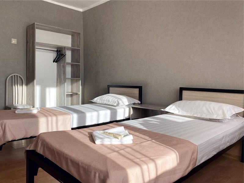 Профсоюзная, Гостиница - photo 2