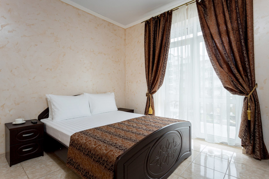 Сократис, Гостиница - photo 5