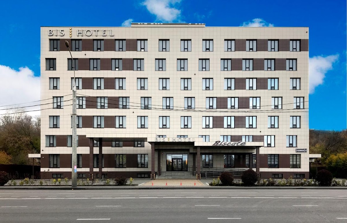 BIS HOTEL - photo 4