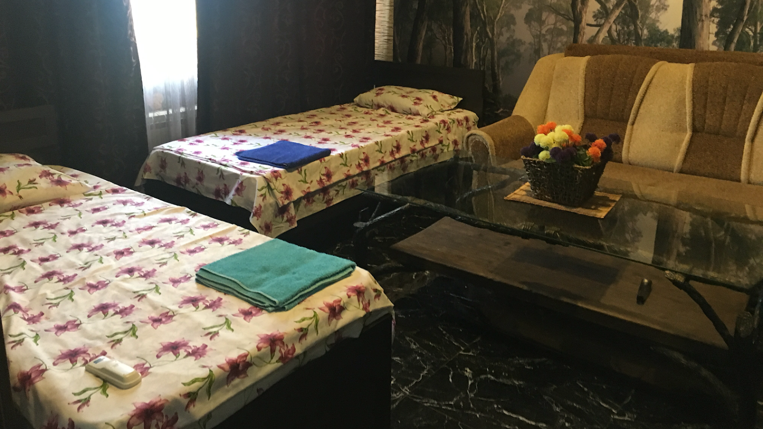 Пролесок, Отель